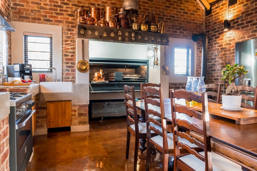 8 Bedroom Property for Sale in Potchefstroom Rural North West